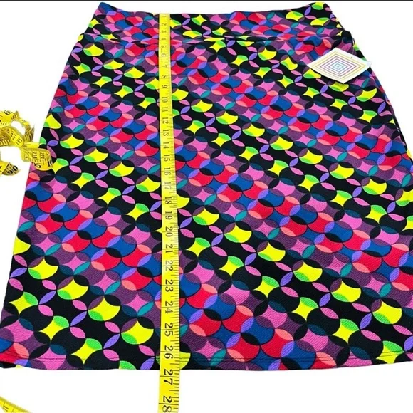 LuLaRoe Cassie Pencil Skirt Multicolor Retro Print NWT - Picture 5 of 7